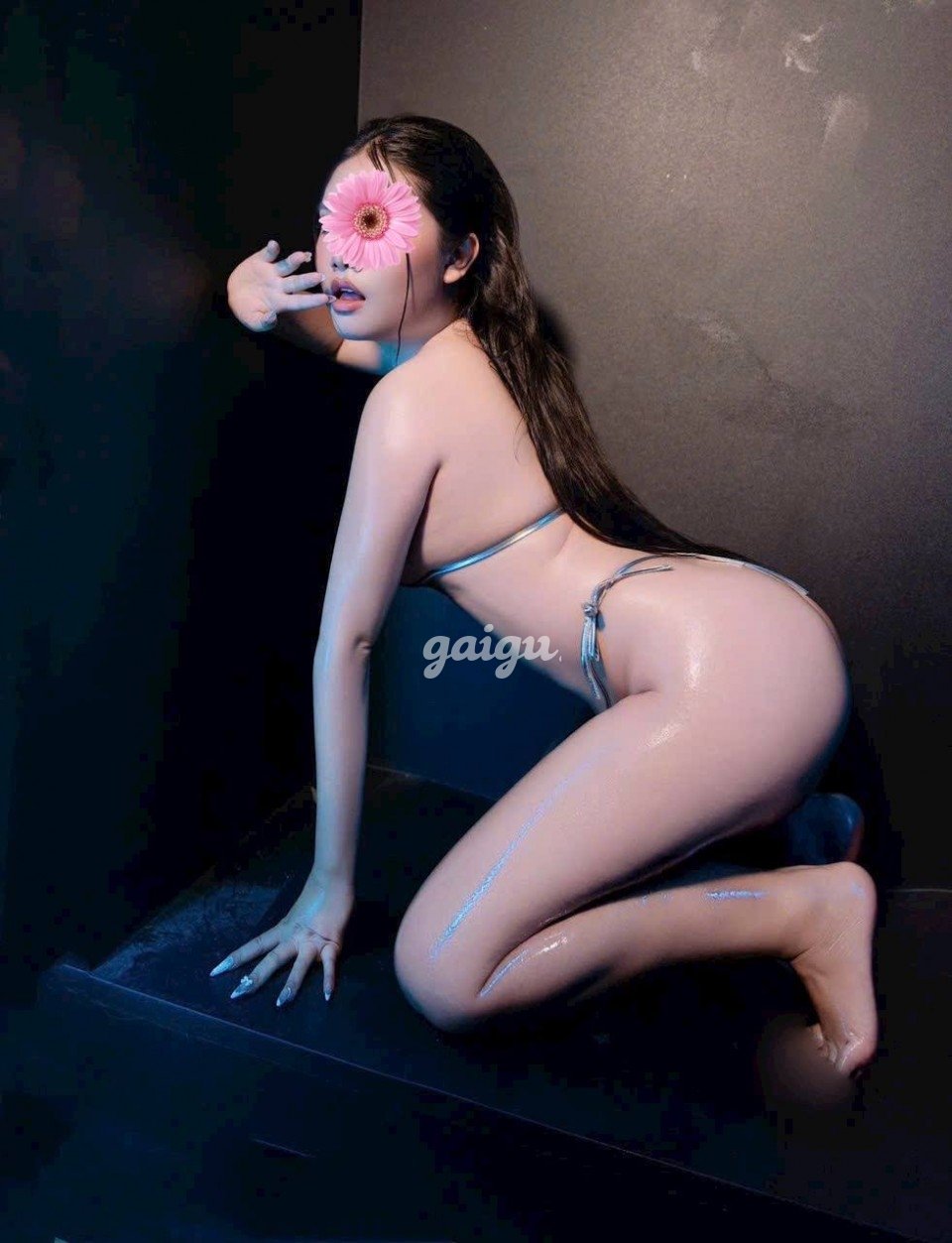 BÉ NHƯ 2K3 VẺ ĐẸP RẠNG RỠ,CẶP VÚ NON TƠ CHẤT LƯỢNG NGUYÊN VẸN